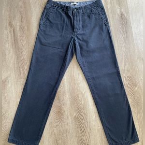 Nautica Men’s Chino Pants. Blue/Navy. 32Wx32L. 100% Cotton. Very good condition.